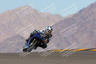 media/Oct-09-2022-SoCal Trackdays (Sun) [[95640aeeb6]]/Turn 9 (1pm)/